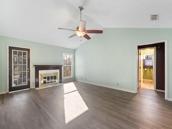 5th image of 1100 Willowbank Dr