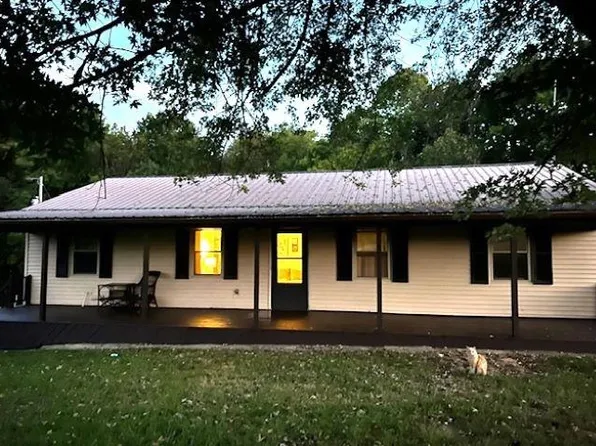 1177 Earl Shives Rd, Summer Shade, KY 42166