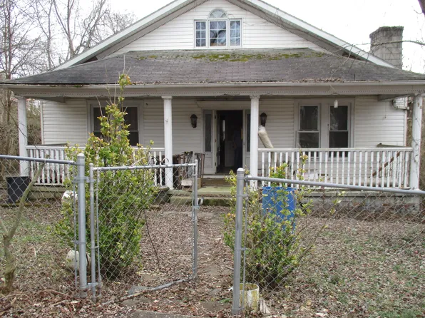 31 Catholic Ave, Williamsburg, KY 40769