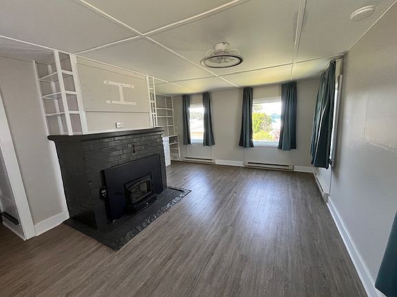 2nd image of 3039 NW Oar Dr