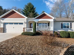 361 High Ridge Dr, Mills River, NC 28759