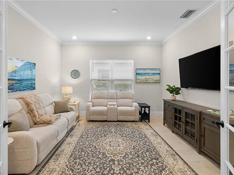 17489 Aquila Ct — Photo 36