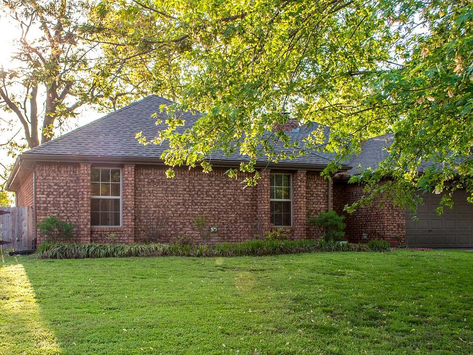 1st image of 1324 Quail Run Cir