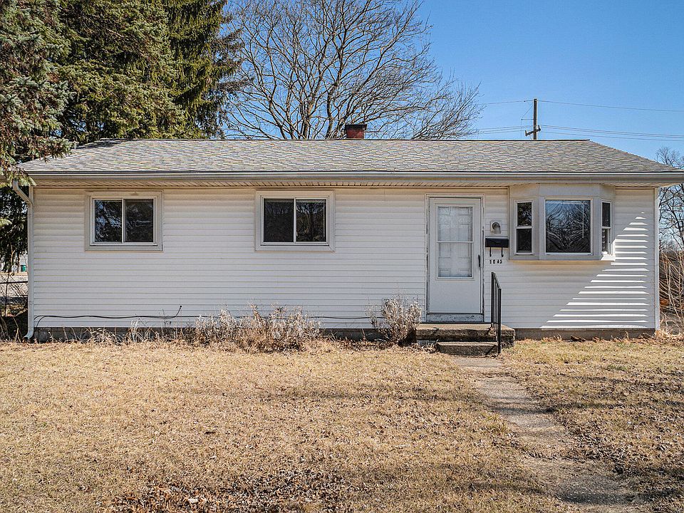 1st image of 1042 Hunter Ave
