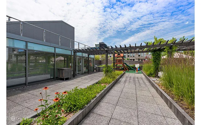Rented by Douglas Elliman | media 14
