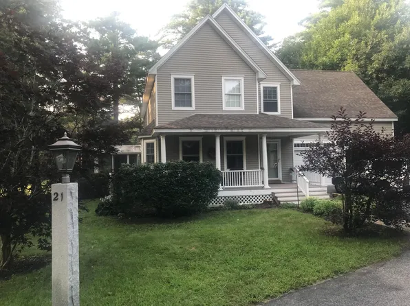 21 Oakmont Drive, Old Orchard Beach, ME 04064