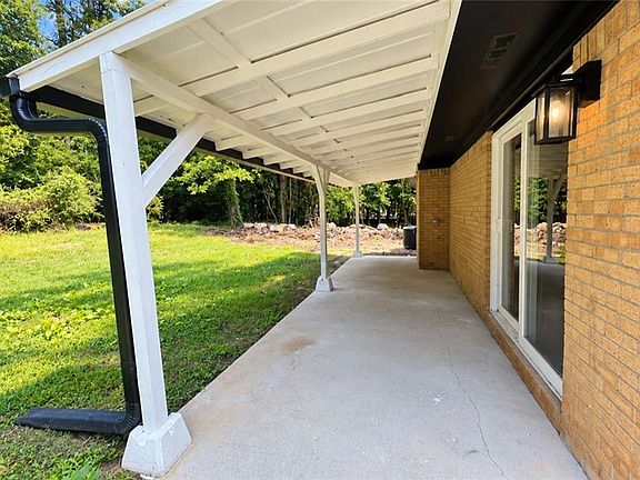 5th image of 1765 Highpoint Rd