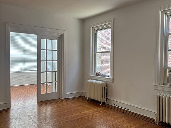 2nd image of 17 E Upsal St Floor 1