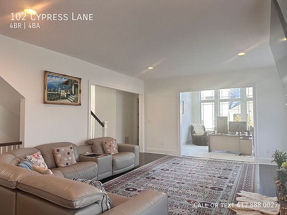 4th image of 102 Cypress Ln