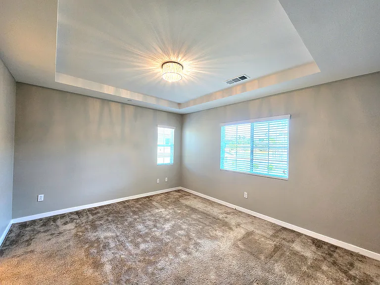 996 Newberry Ln — Photo 21