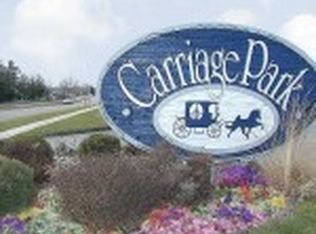 4801 Pleasant St APT 203, West Des Moines, IA 50266