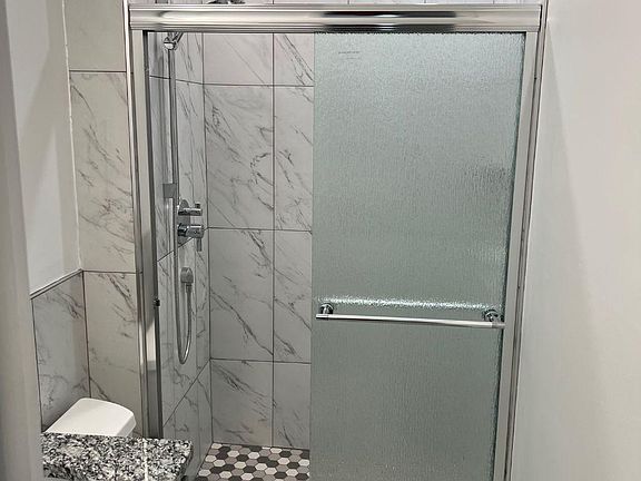 5th image of 4707 Washington St APT 202