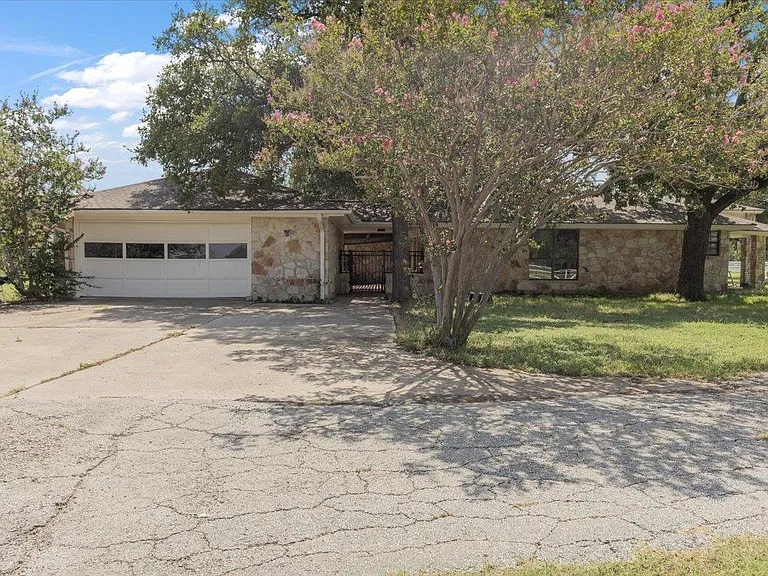 6725 The Outer Ave — Photo 4