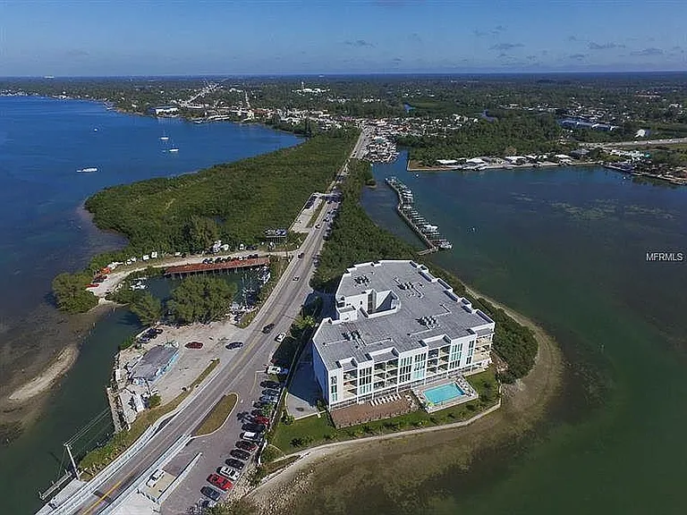 1375 Beach Rd #301 — Photo 25