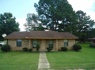 1208 N Jackson St, Crystal Springs, MS 39059