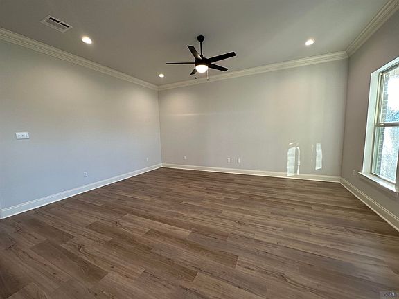 3rd image of 333 Taylor James Way
