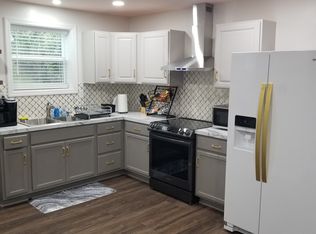 821 Ridge St, Charlottesville, VA 22902