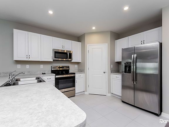 4th image of 306 Millstone Ct