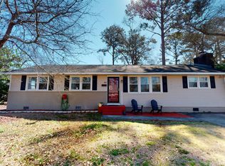 810 Edgewood Dr, Jacksonville, NC 28540