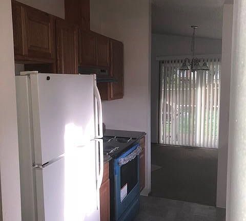 Kitchen - view 2