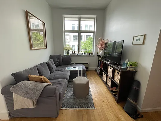 Rented by The KCI Group | media 17