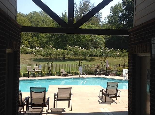 2nd image of 11921 Lakehurst Ln #1
