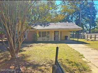 1219 Waxhaw Dr, Greenville, MS 38703