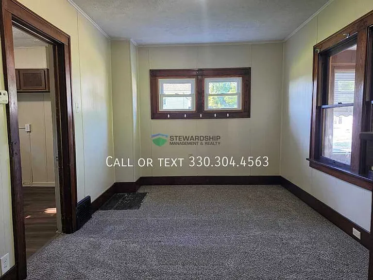 1152 Wilbur Ave — Photo 6