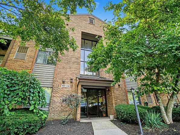 1544 W Galbraith Rd Unit 412, North College Hill, OH 45231