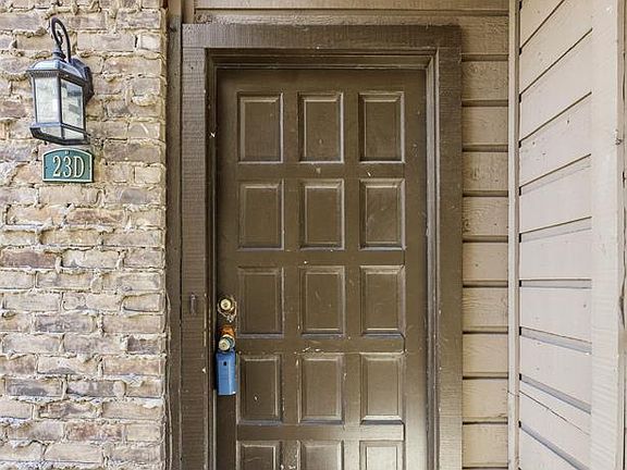 2nd image of 336 Melrose #Double Dia