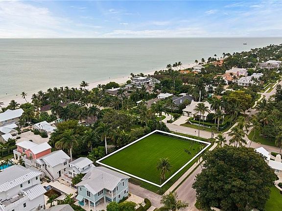 4th image of 1100 Gulf Shore BLVD S