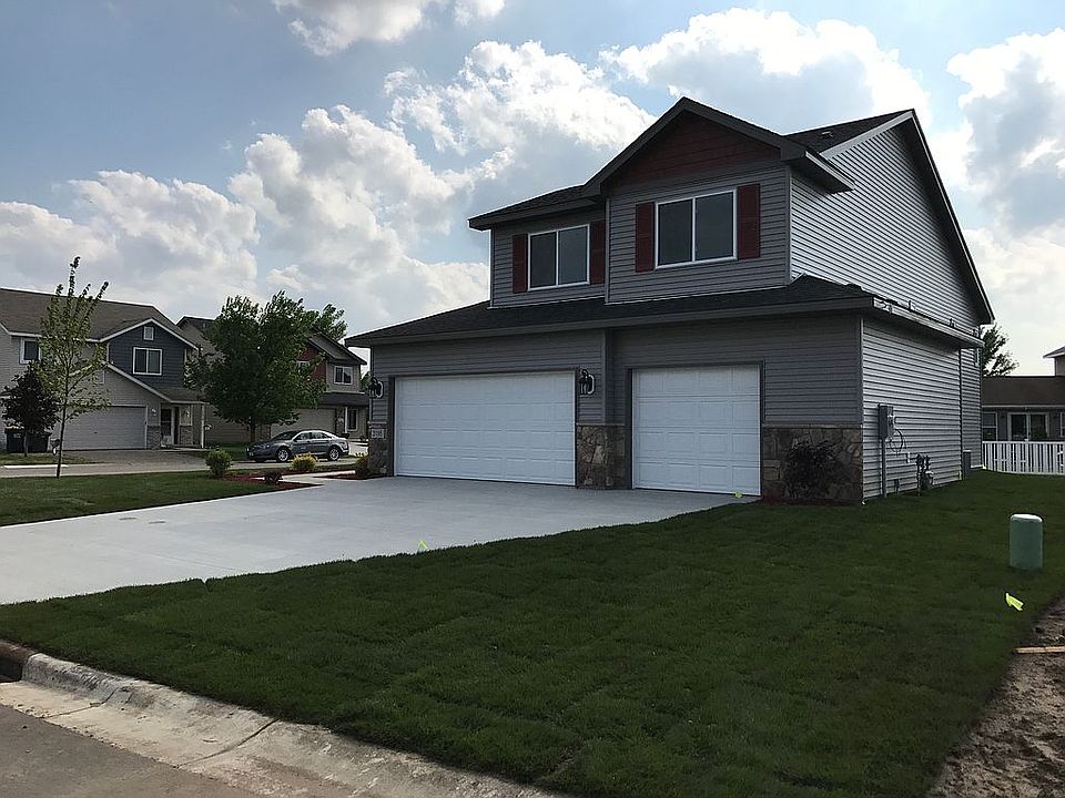 1st image of 21195 Cambridge Way