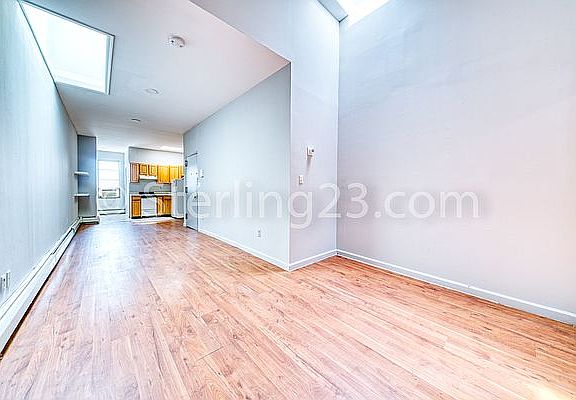 3rd image of 30-71 Steinway St #3L