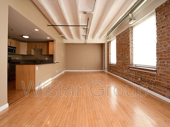 4th image of 312 S 16th St APT 905
