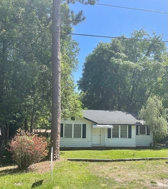 1st image of 303 W Cranford Ave