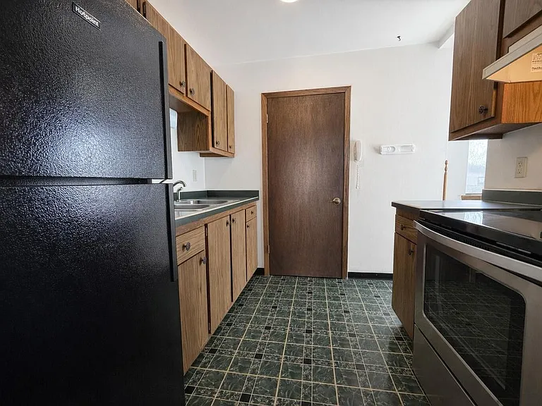 1876 Haymarket Rd #8 — Photo 1