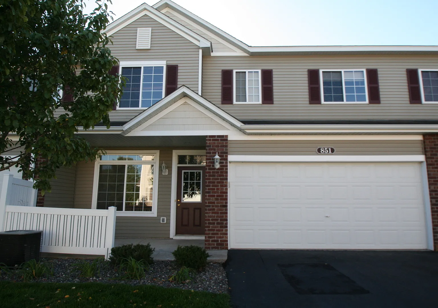 2br 2 Bath Townhome, Willow Glen — Photo 1