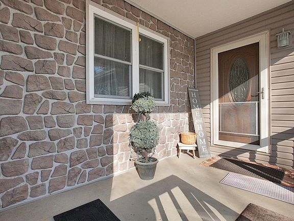 3rd image of 4801 Obetz Reese Rd