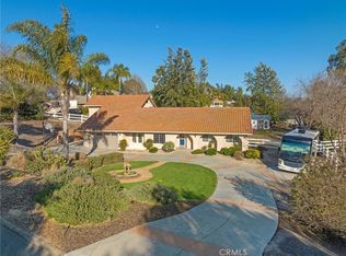 41498 Avenida Barca, Temecula, CA 92591