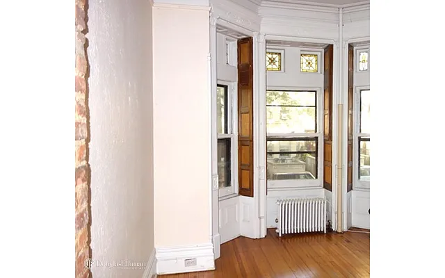 Rented by Douglas Elliman | media 29