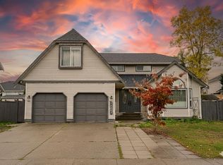 18661 56th Ave, Surrey, BC V3S 7Y2