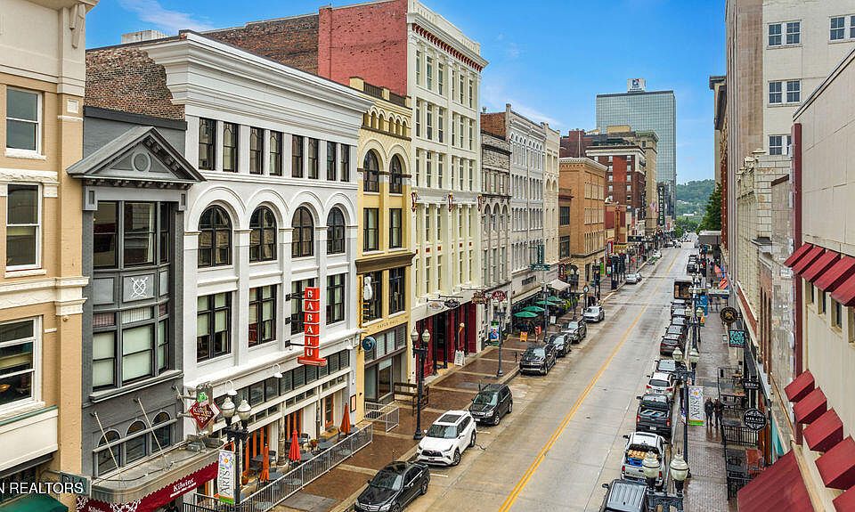 1st image of 418 S Gay St Suite 504