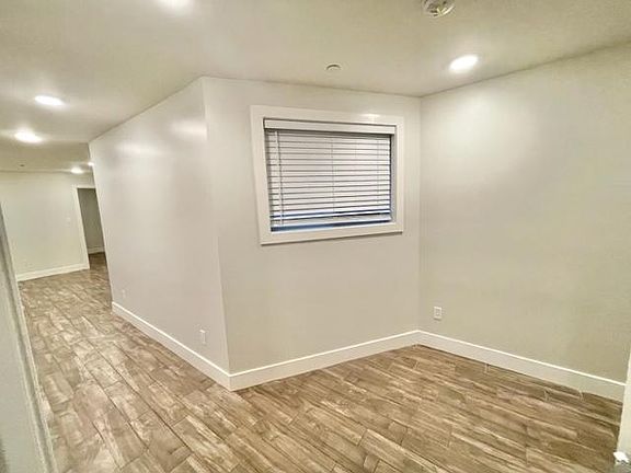 2nd image of 307 Guerrero St #B
