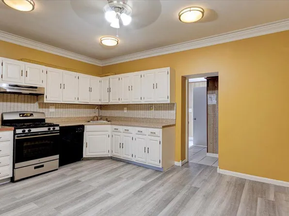 813 Pontiac Ave, Baltimore, MD 21225