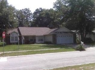 4102 Longfellow Dr, Plant City, FL 33566