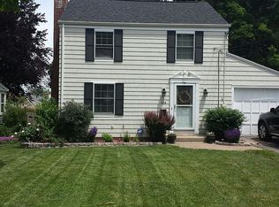 104 Longvue Dr, Wethersfield, CT 06109