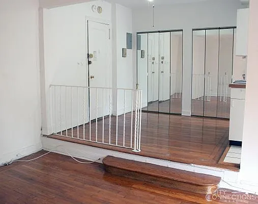 Rented by City Connections Realty | media 7