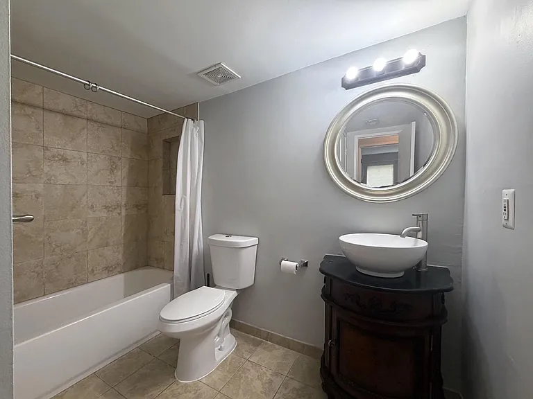 10237 Prince Pl #105 — Photo 17