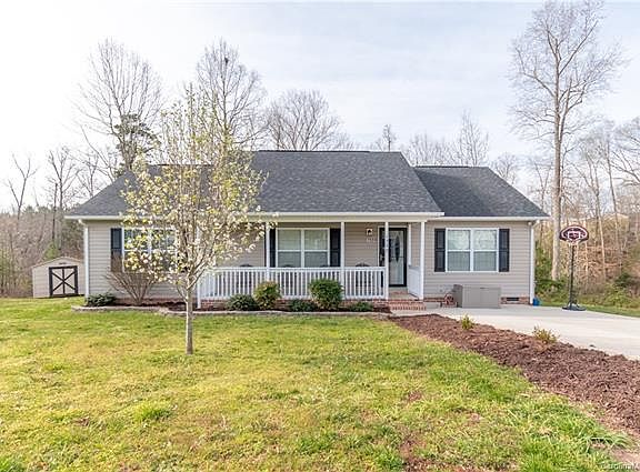 2nd image of 1559 Seejay Ct