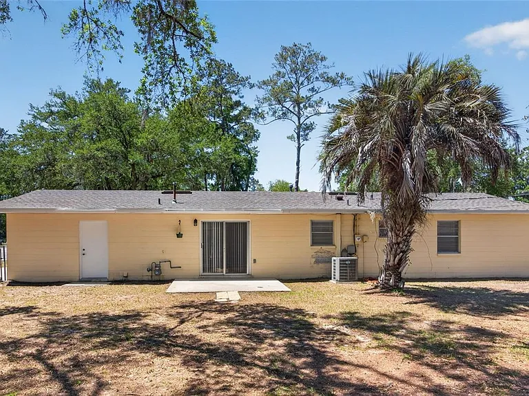 3907 NW 21st St — Photo 26